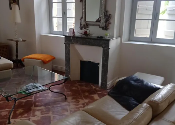 Les Coulisses Du Château